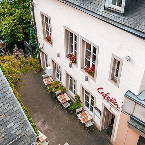 Le restaurant entier